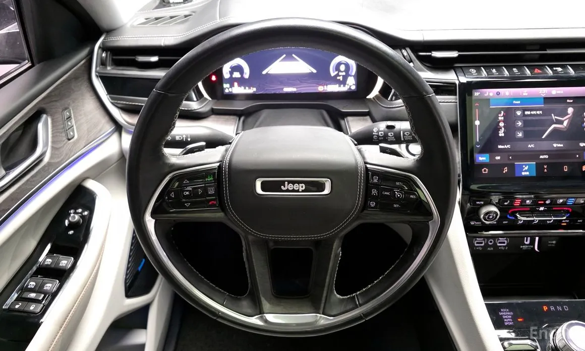 Фото 13 - Jeep Cherokee