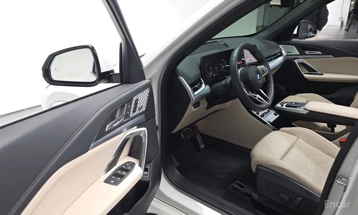 Фото 12 - BMW X1