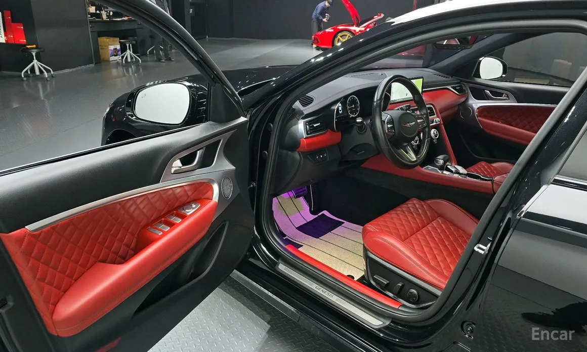 Photo 10 - Genesis G70