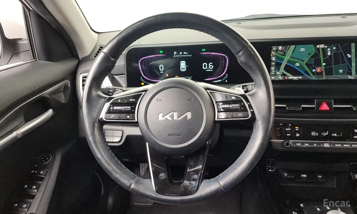 Фото 13 - Kia Seltos