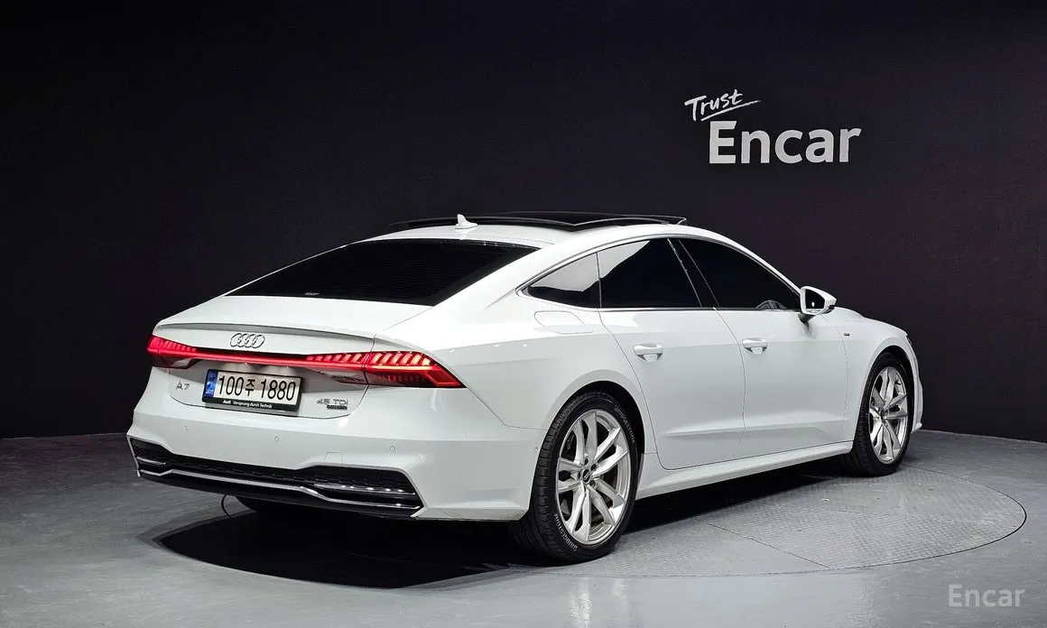 Фото 2 - Audi A7