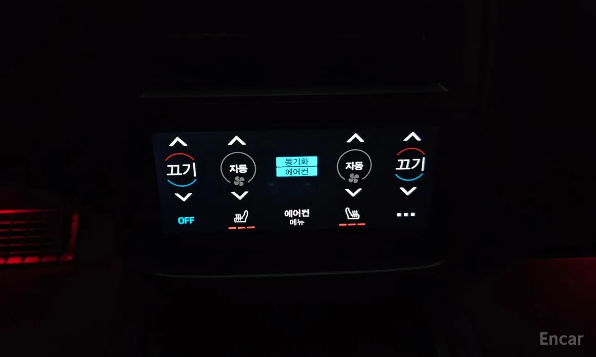 Фото 19 - Porsche Taycan