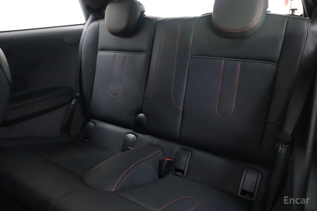 Фото 11 - Mini Cooper