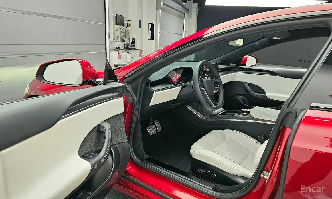 Фото 10 - Tesla Model S