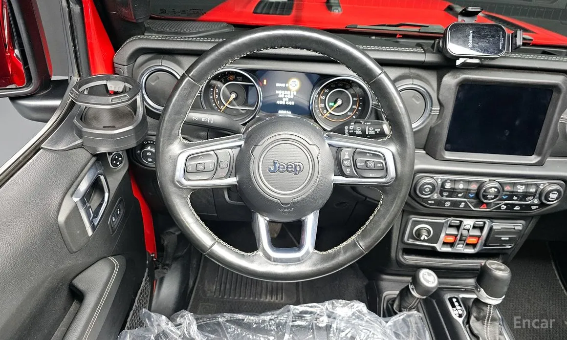 Фото 13 - Jeep Wrangler