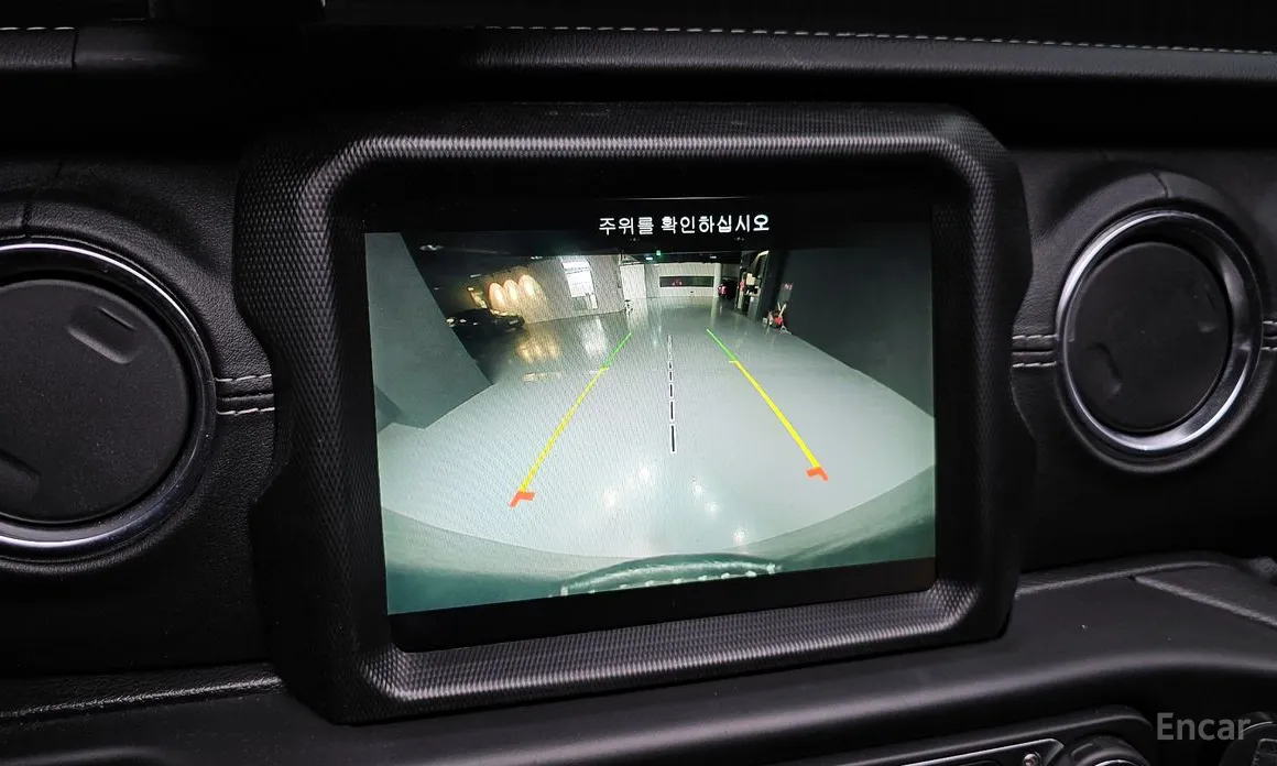 Фото 15 - Jeep Wrangler