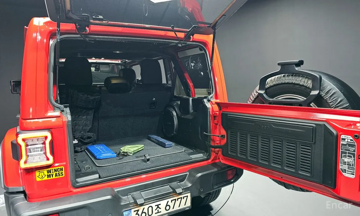 Фото 20 - Jeep Wrangler