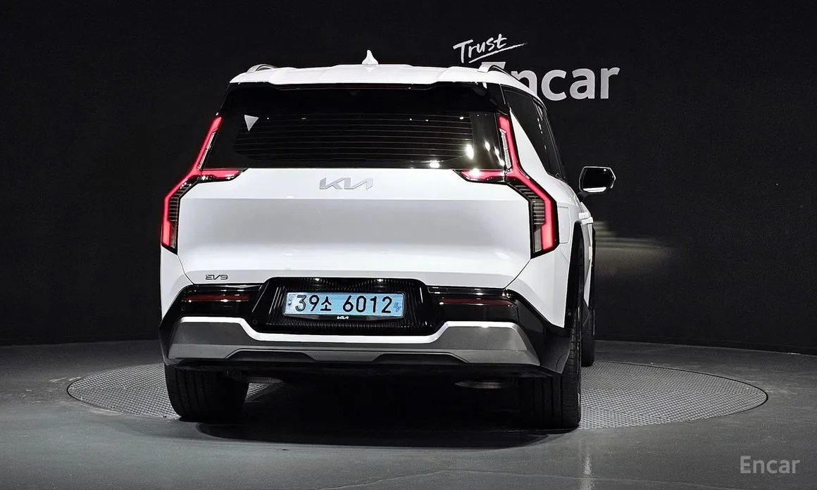 Фото 4 - Kia EV9
