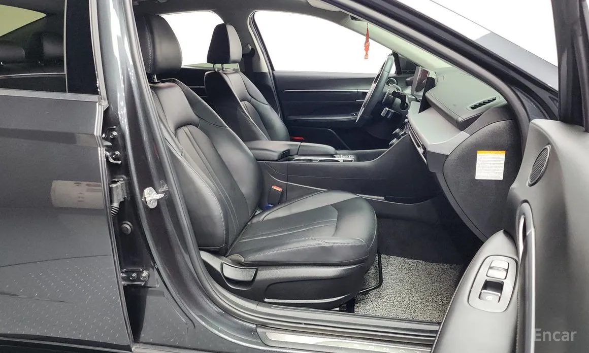 Фото 11 - Hyundai Sonata