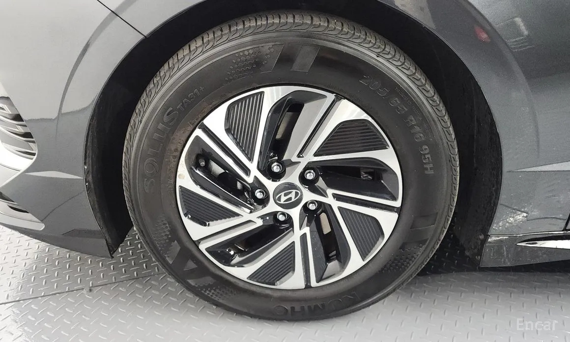 Фото 5 - Hyundai Sonata