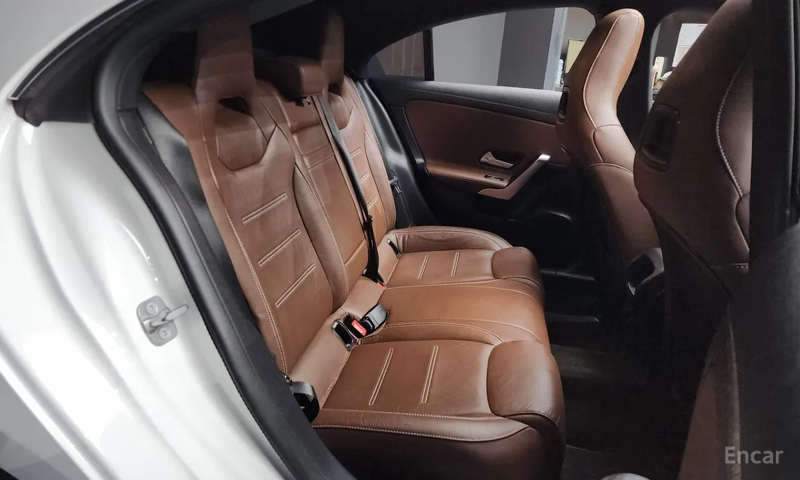 Фото 12 - Mercedes-Benz CLA-Class