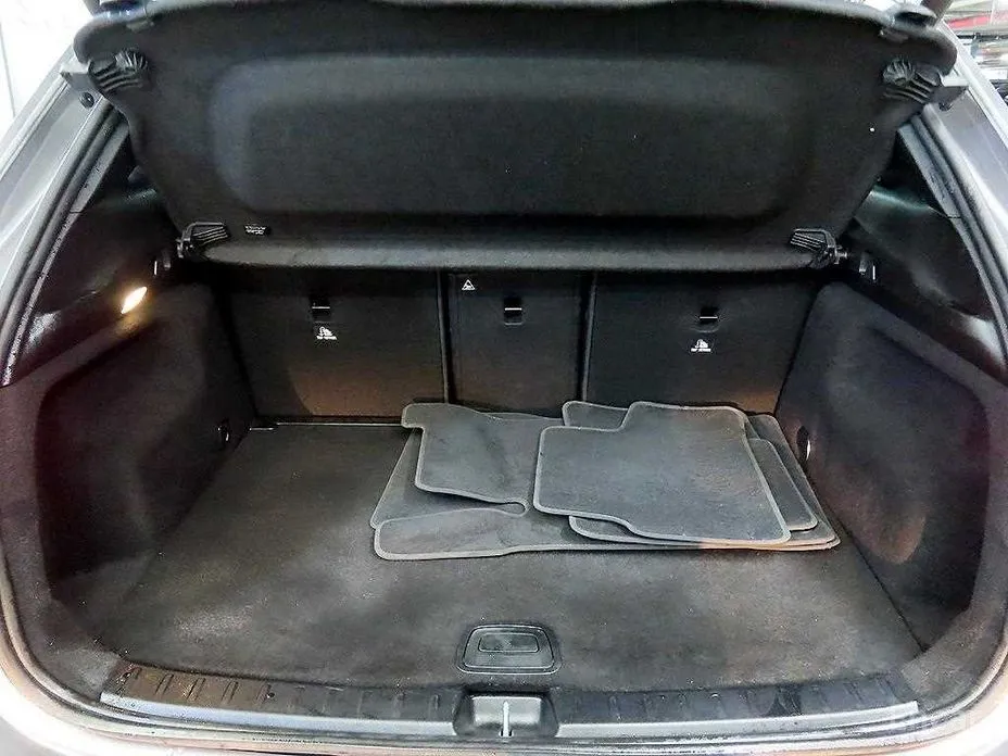 Фото 17 - Mercedes-Benz GLA-Class