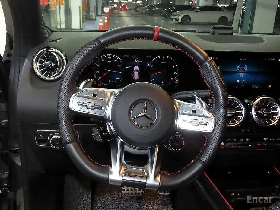 Фото 8 - Mercedes-Benz GLA-Class