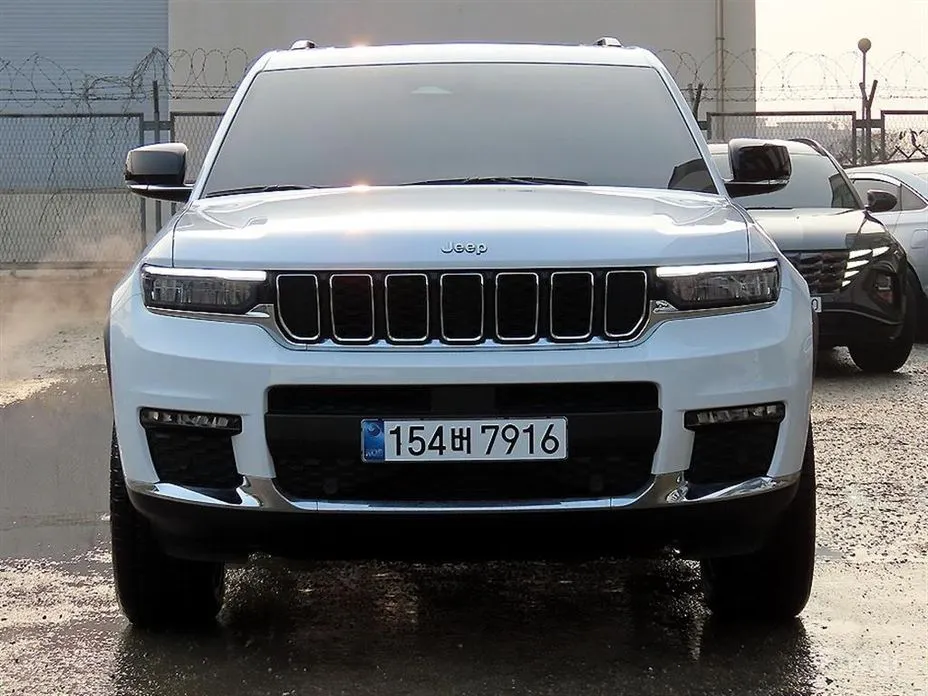 Фото 1 - Jeep Cherokee