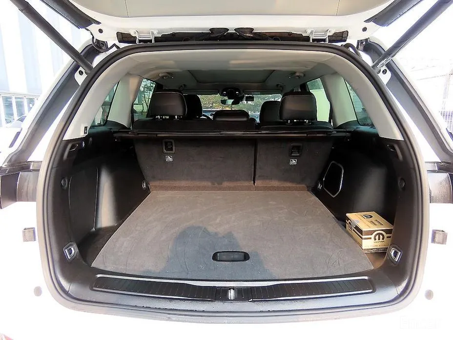 Фото 18 - Jeep Cherokee