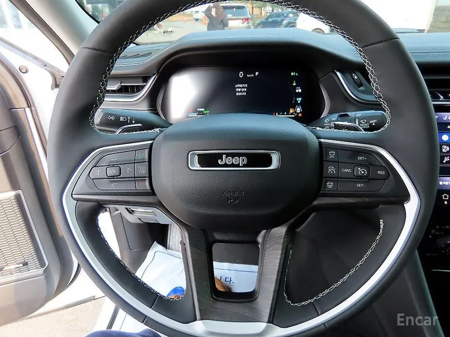 Фото 7 - Jeep Cherokee