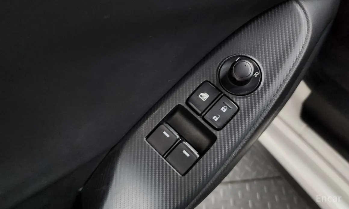 Фото 13 - Mazda MX-5 Miata