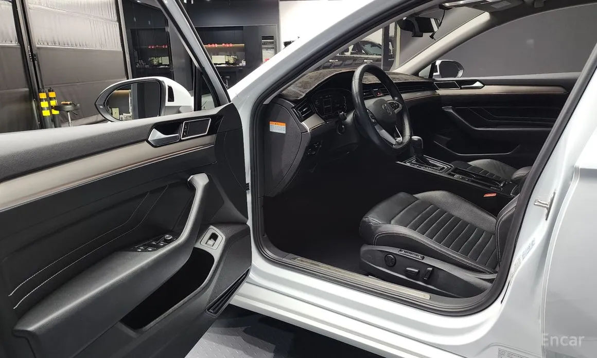 Фото 10 - Volkswagen Passat