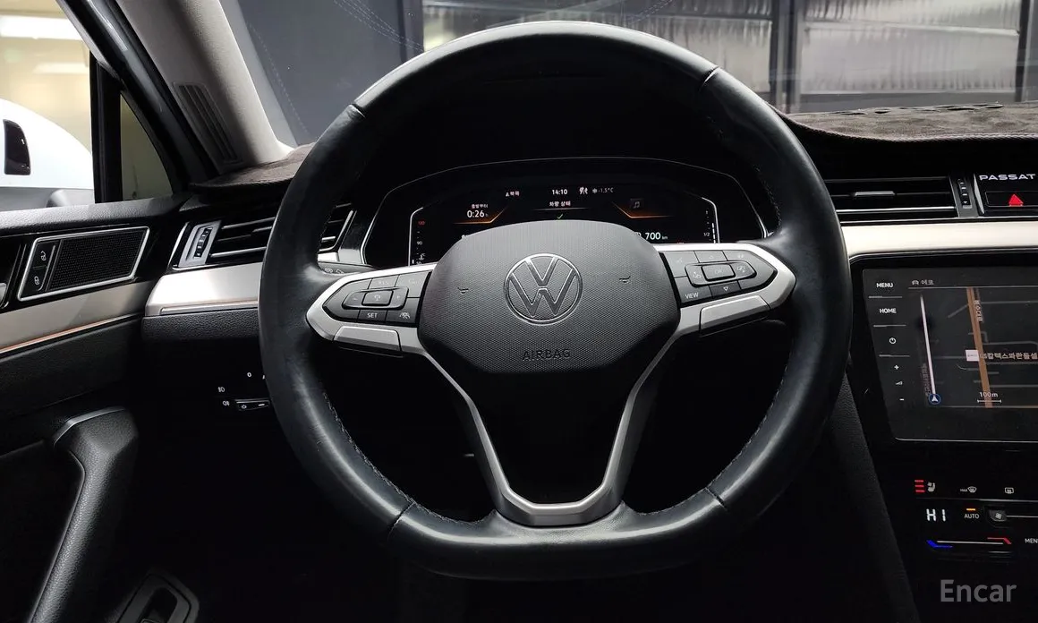 Фото 13 - Volkswagen Passat