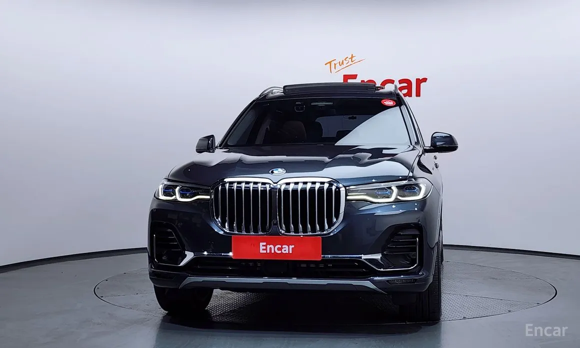 Фото 3 - BMW X7