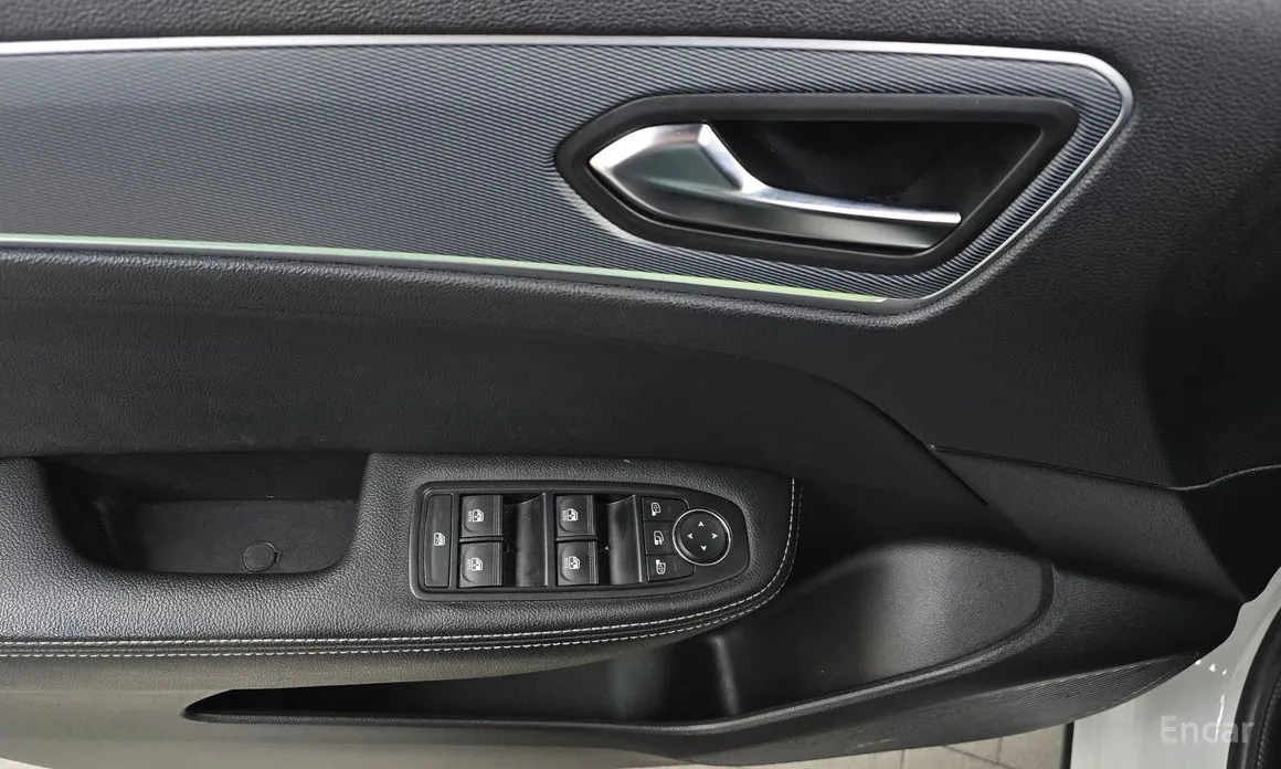 Фото 18 - Renault XM3