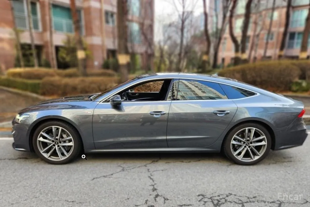 Фото 3 - Audi A7