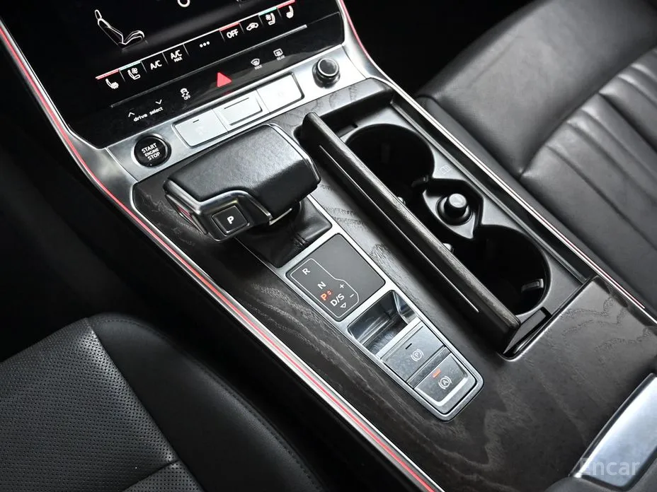 Фото 9 - Audi A6