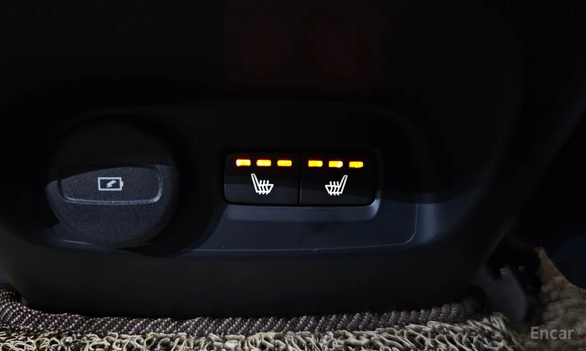 Фото 18 - Volvo XC40