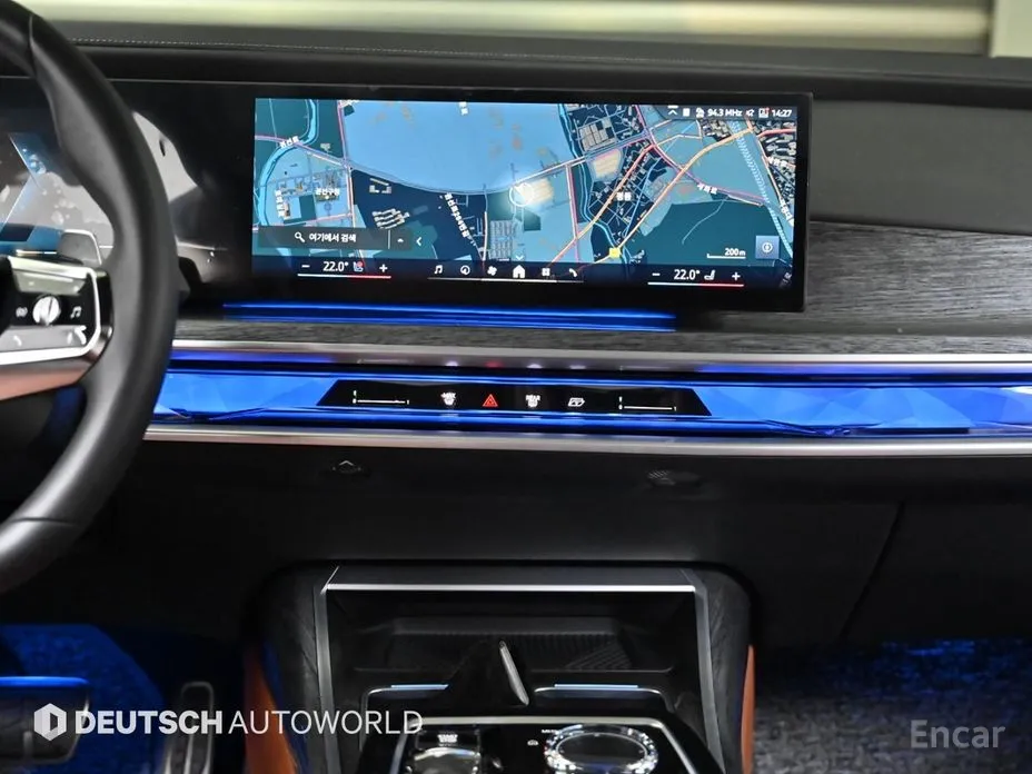 Фото 14 - BMW 7 Series