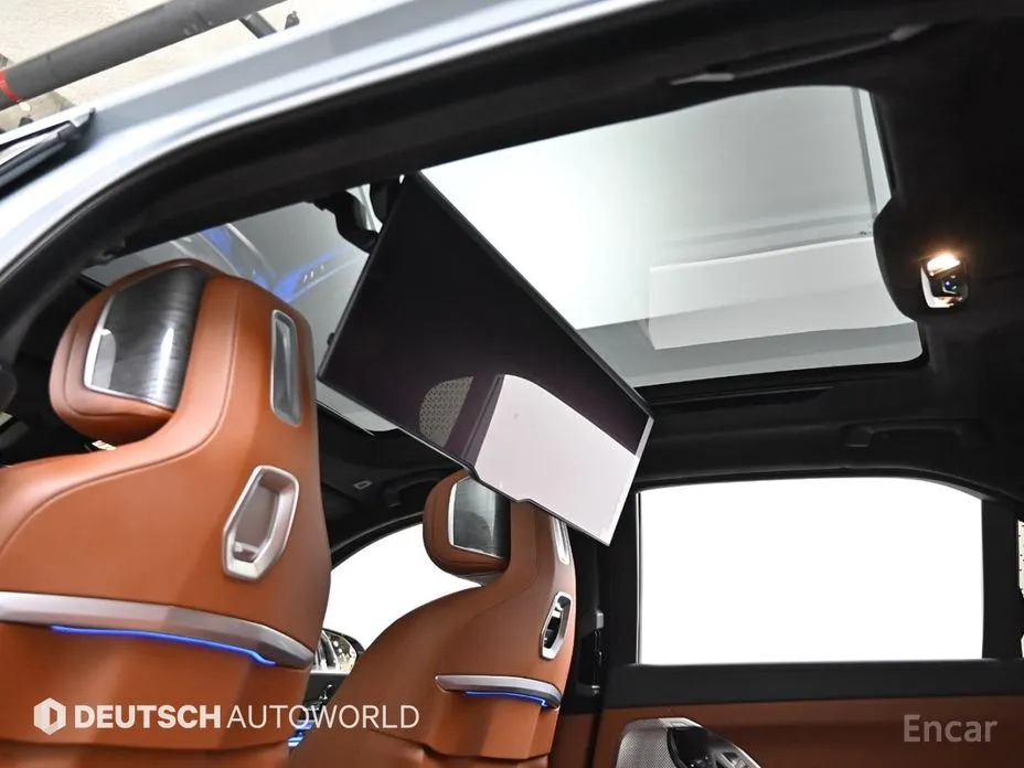 Фото 19 - BMW 7 Series