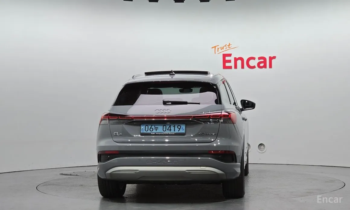 Фото 4 - Audi Q4 e-tron