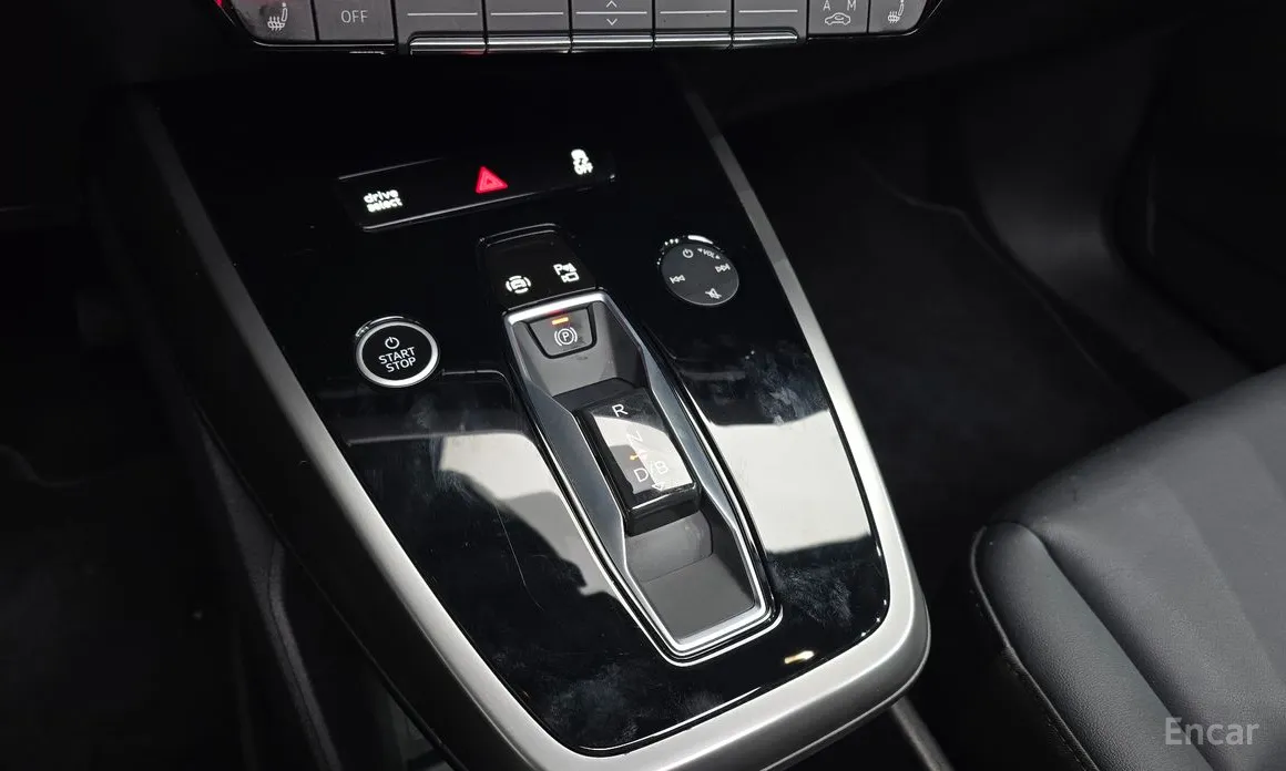 Фото 9 - Audi Q4 e-tron