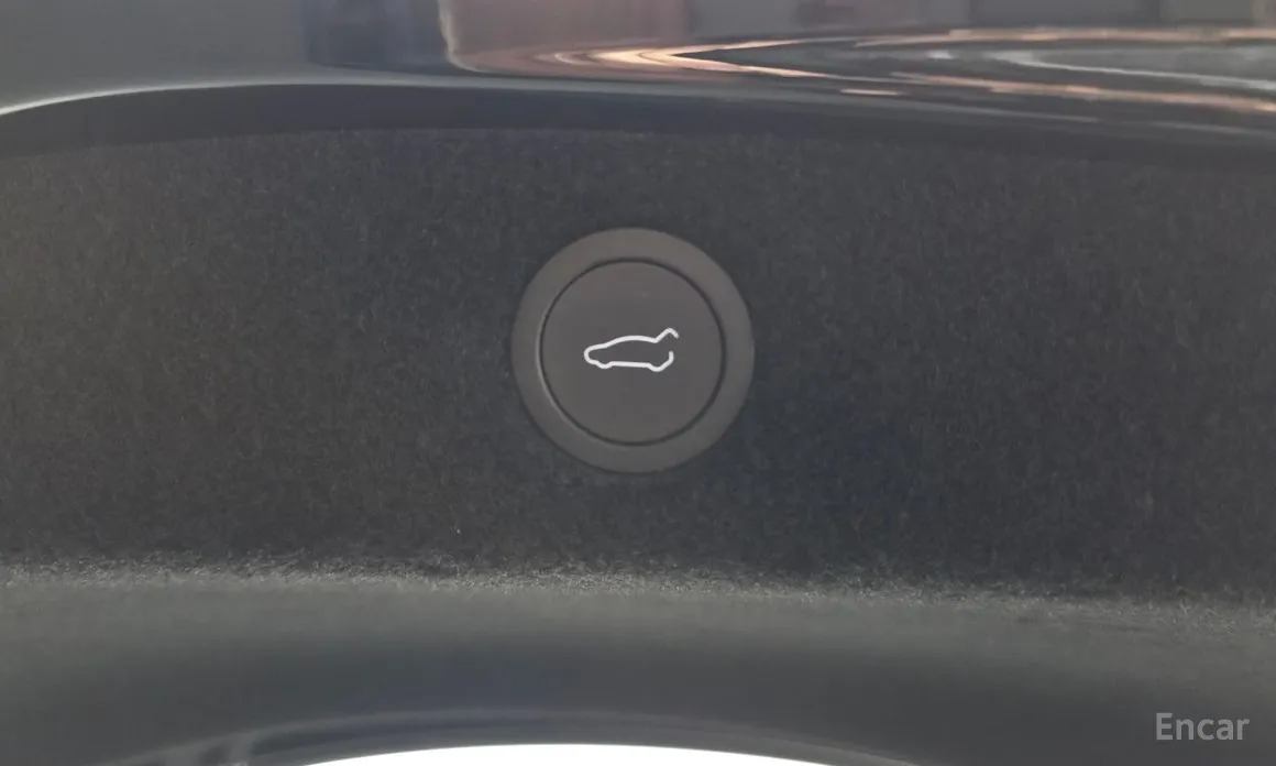 Фото 20 - Tesla Model 3