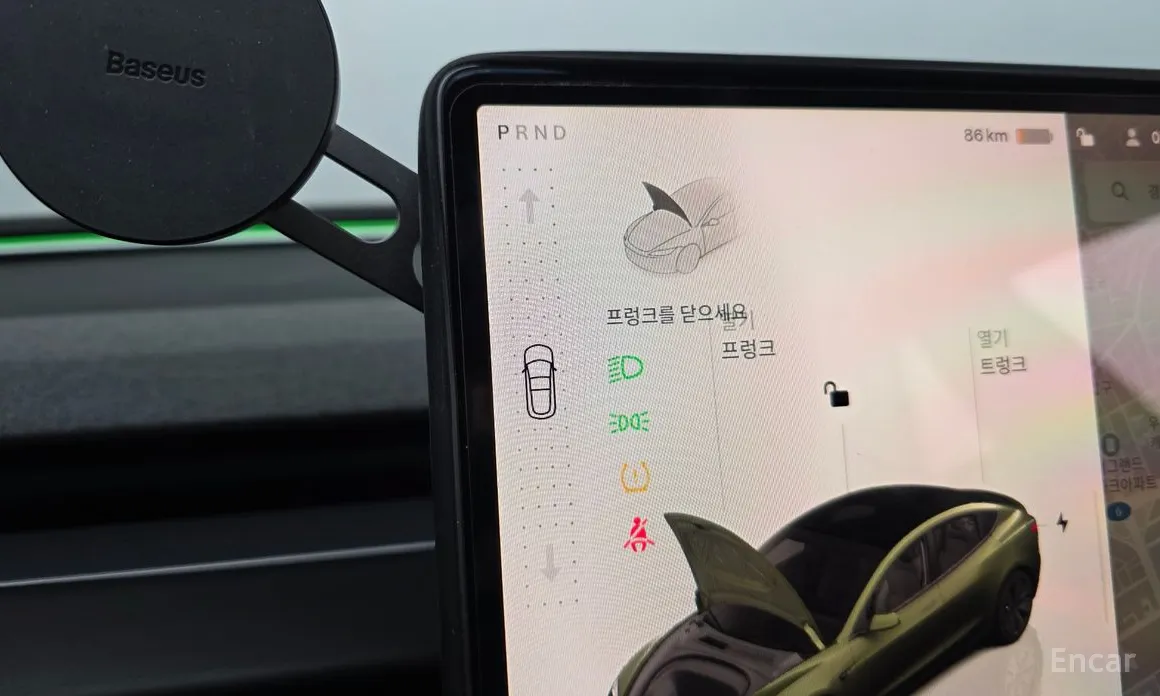 Фото 9 - Tesla Model 3