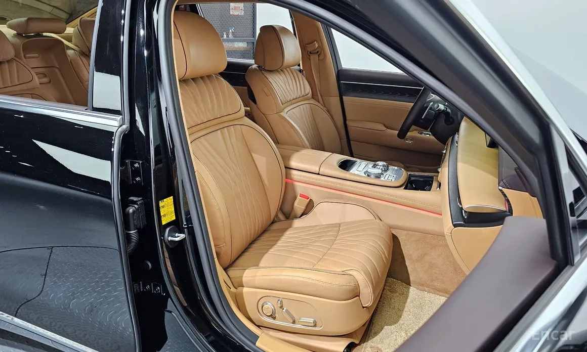 Фото 12 - Genesis G90