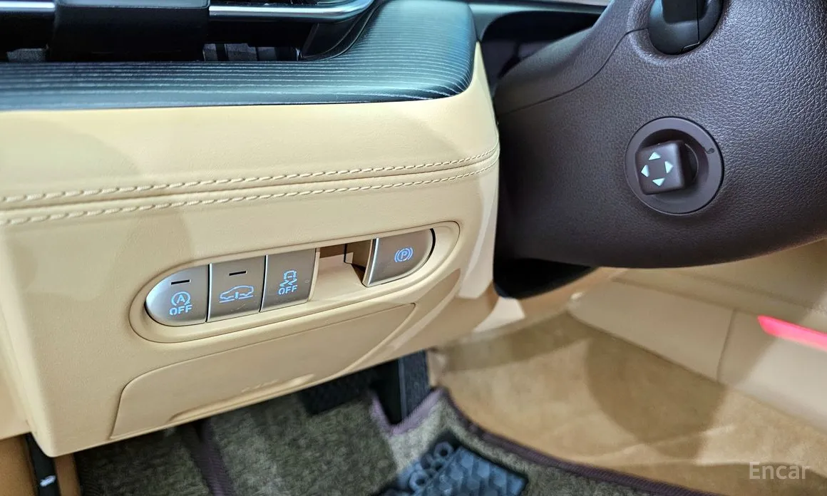 Фото 15 - Genesis G90