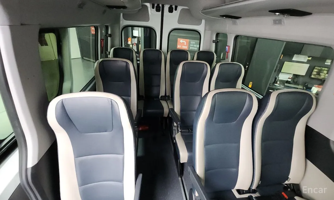 Фото 19 - Hyundai Solati