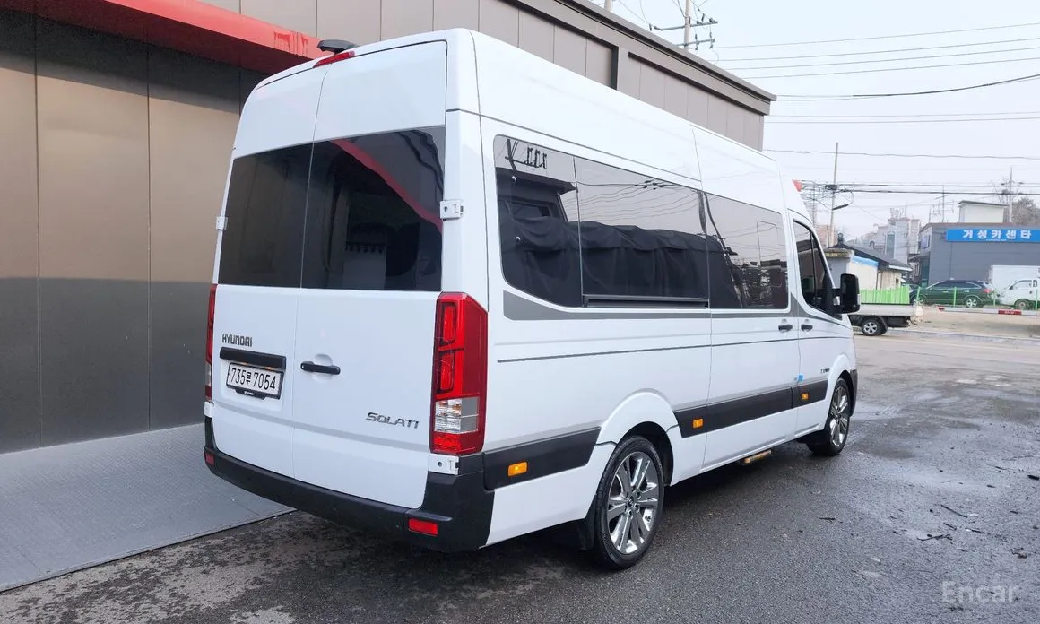 Фото 2 - Hyundai Solati