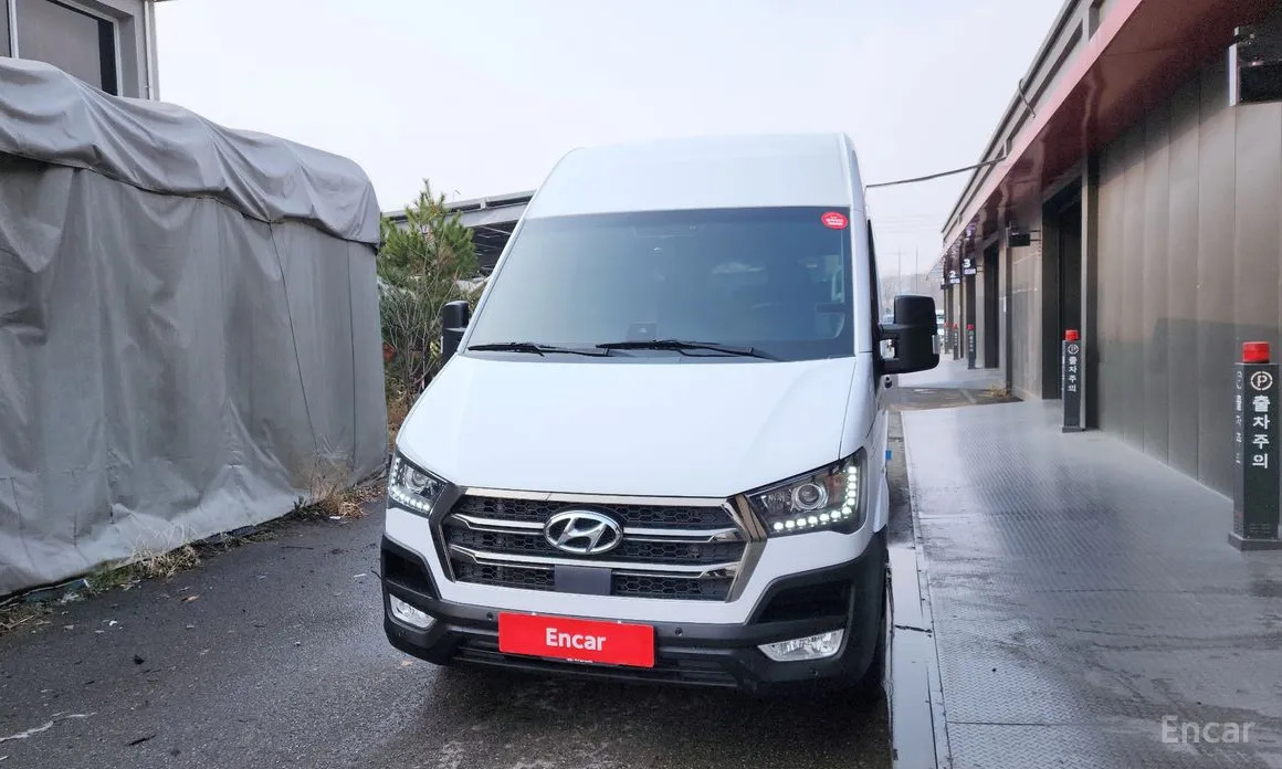 Фото 3 - Hyundai Solati