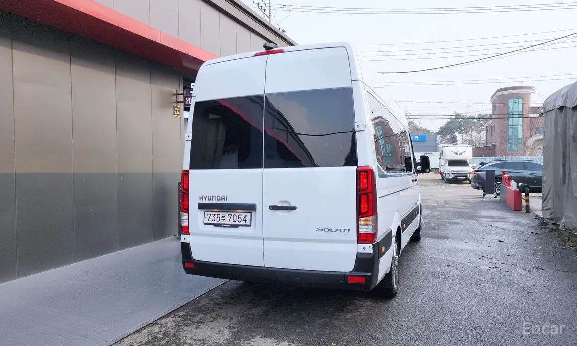 Фото 4 - Hyundai Solati