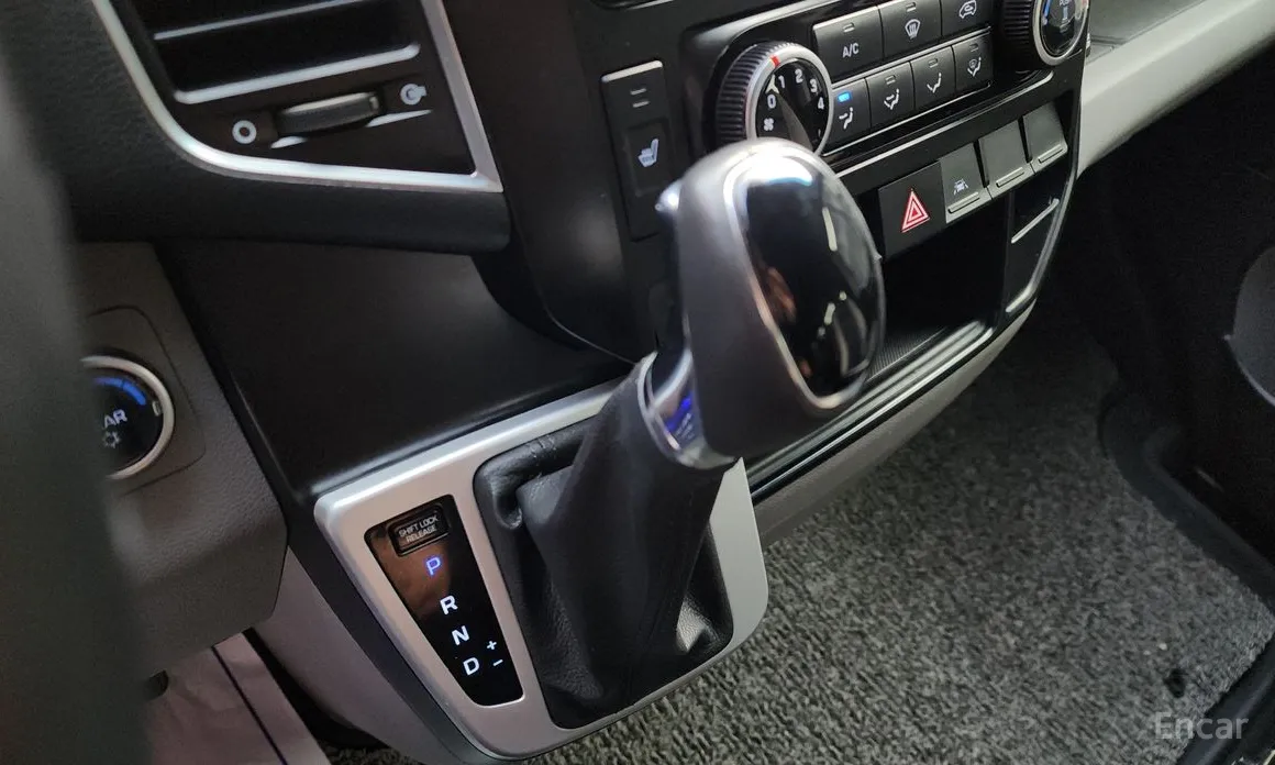 Фото 9 - Hyundai Solati