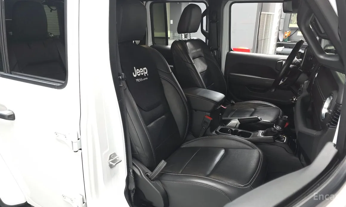 Фото 10 - Jeep Wrangler