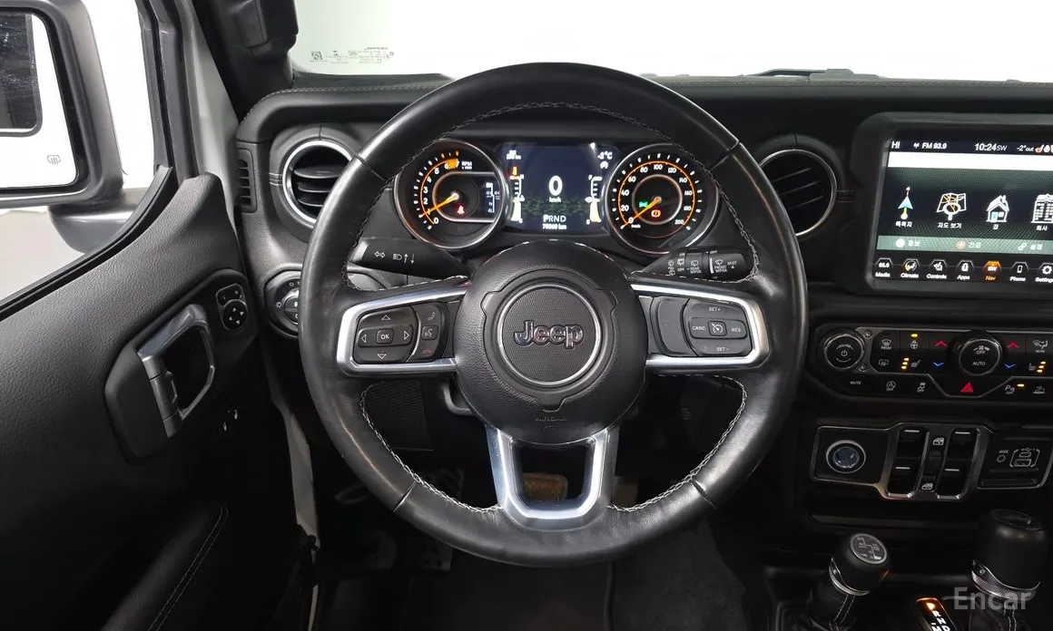 Фото 14 - Jeep Wrangler