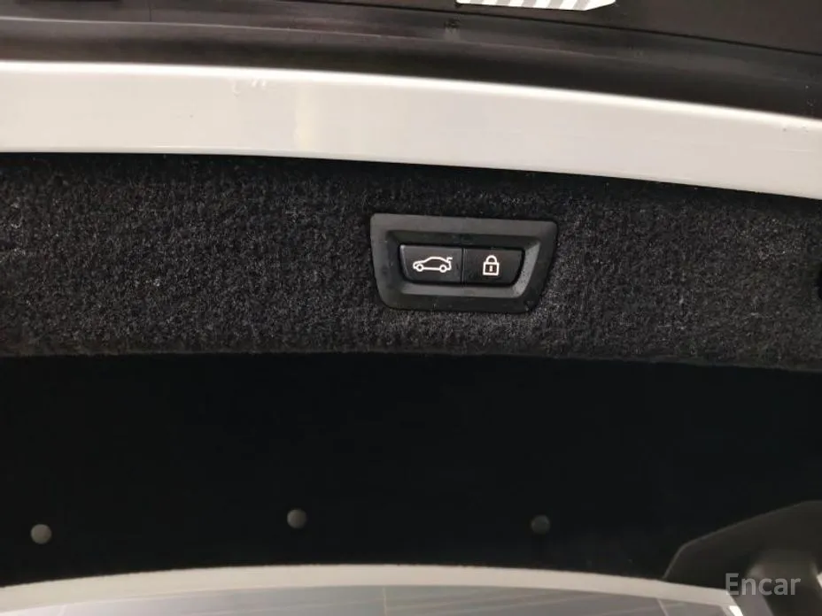 Фото 17 - BMW 8 Series