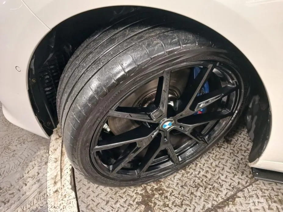 Фото 20 - BMW 8 Series