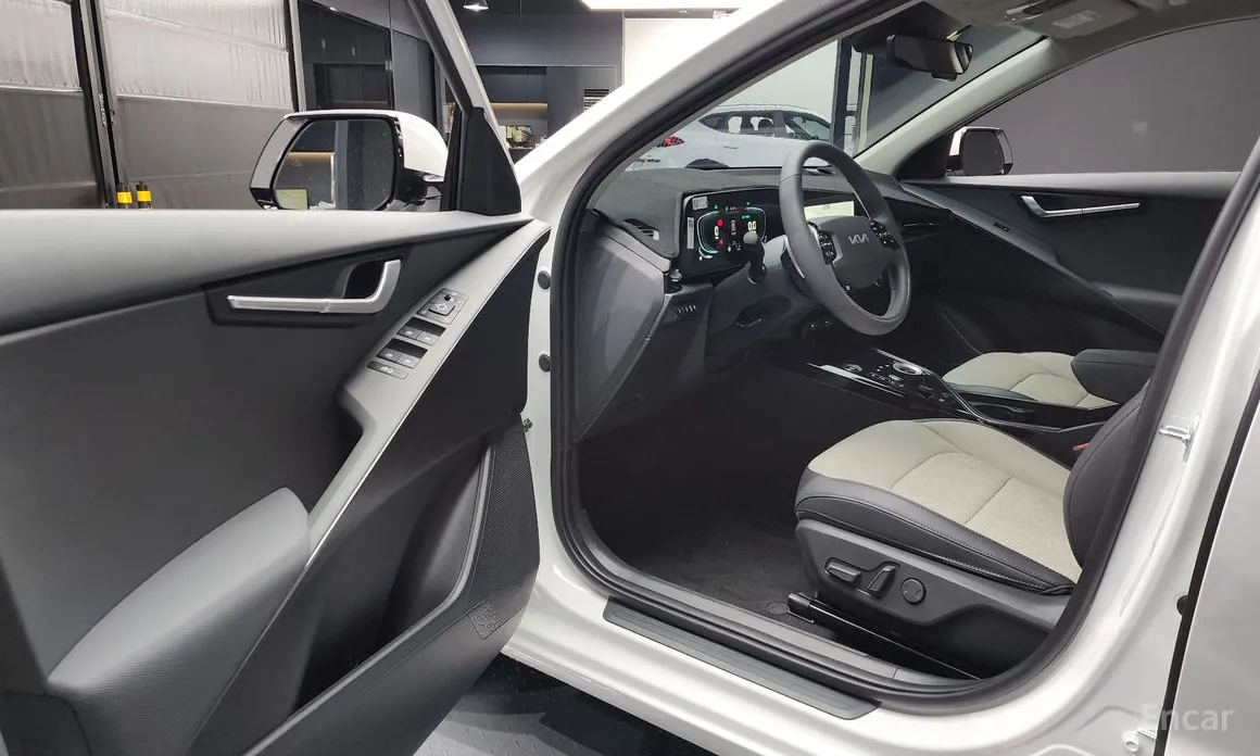 Фото 10 - Kia Niro