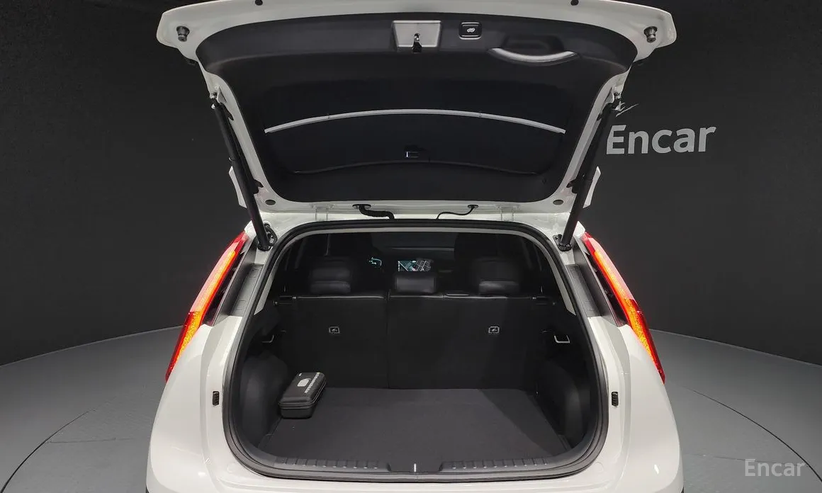 Фото 20 - Kia Niro