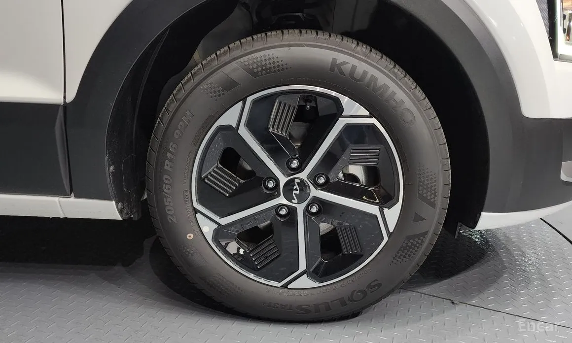 Фото 5 - Kia Niro