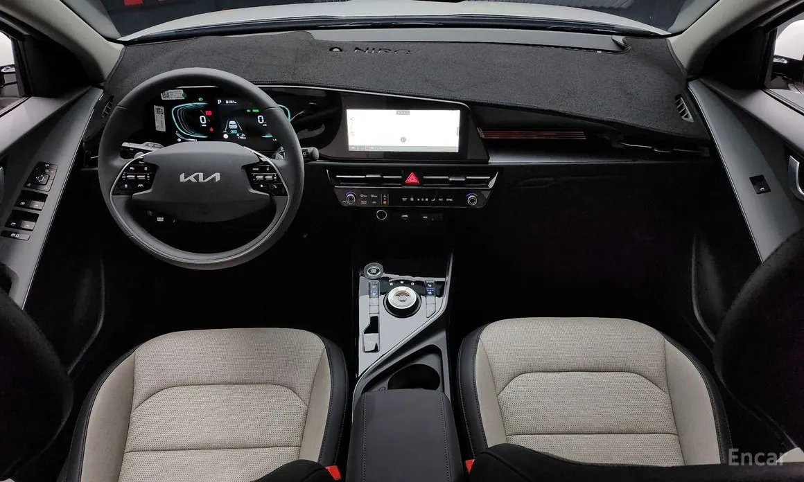 Фото 7 - Kia Niro