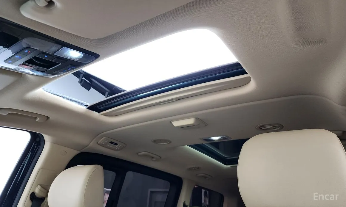 Фото 19 - Hyundai Staria